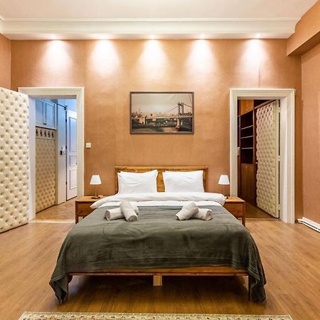 Historical Flat With A Lovely Sea View In Beyoglu Isztambul Kültér fotó
