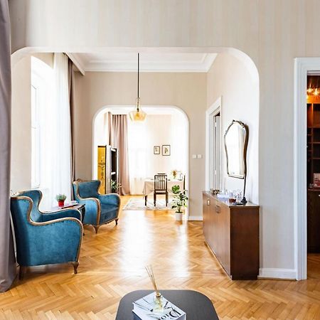 Historical Flat With A Lovely Sea View In Beyoglu Isztambul Kültér fotó