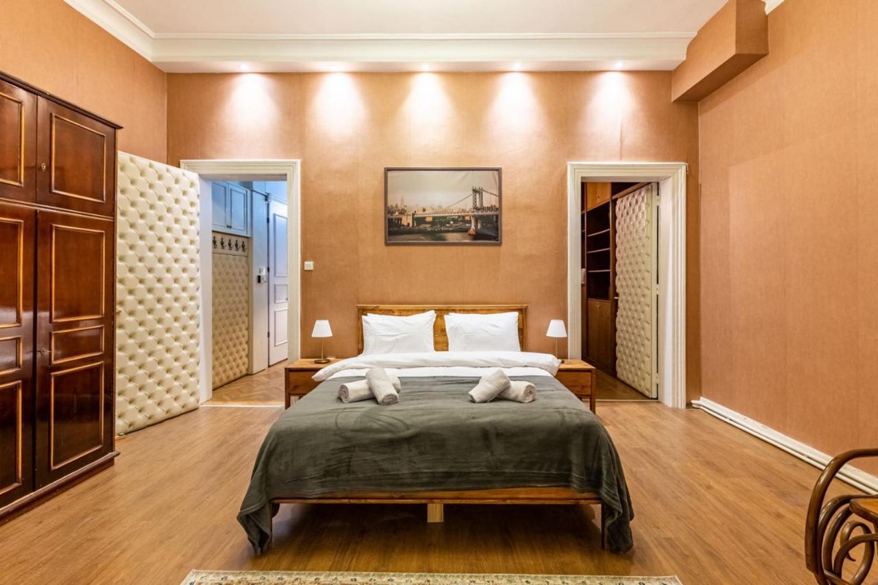 Historical Flat With A Lovely Sea View In Beyoglu Isztambul Kültér fotó